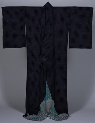 Hitoe (Unlined, Short-sleeved Kimono) with Wickerwork Komon Pattern and Hem Decoration on Navy Gauze Crepe (Ro-Chirimen) Ground Image