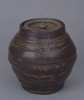 Imogashira (Taro-shaped) Water Jar in Brown Glaze Image