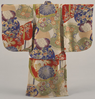 Furisode (Long-Sleeved Kimono) with Tagasode ("Whose Sleeve") Design on White Ground Image