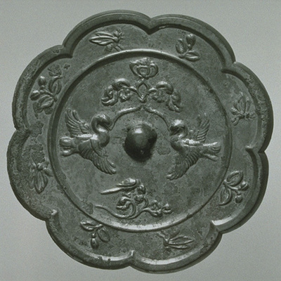 Eight-lobed Mirror with Auspicious Flower and a Pair of Geese Image