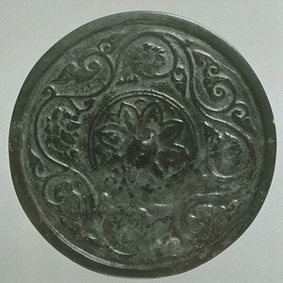 Mirror with Hosoge Floral Pattern Image