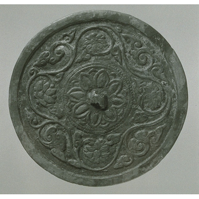 Mirror with Hosoge Floral Pattern Image