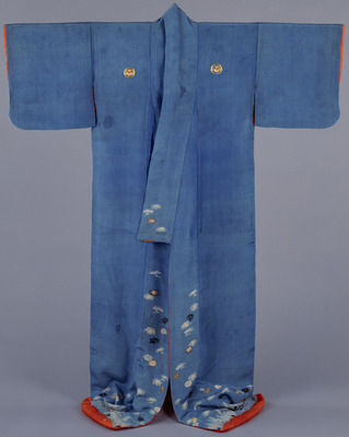 Kosode (Kimono) with Small Chrysanthemums and Thatched Fences around the Hems on Light Blue Crepe (Chirimen) Ground Image