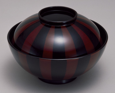 Lidded Bowl Image