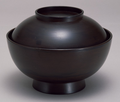 Lidded Bowl Image