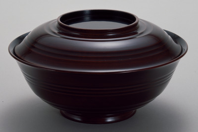 Large Flat Lidded Bowl (Also Used as Broiled Eel Bowl) Image