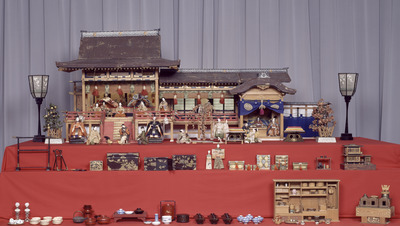 Hina Dolls with Palace Image