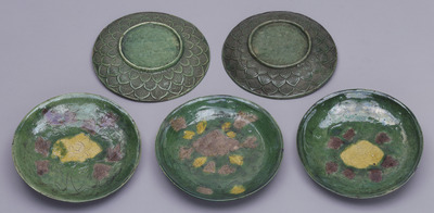 Dish with Carved Design of Peonies and Three-color Glaze Image