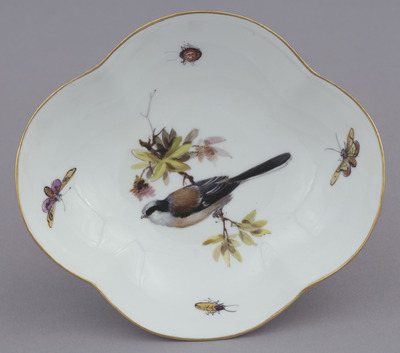 Quince-shaped Dish with Bird and Insects in Overglaze Enamels (Meissen Ware) Image