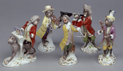 Porcelain Ware and Figurines Image