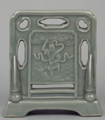 Miniature Celadon Desk Screen with Thunder God, Birds, and Flowers (Imari Ware) Image