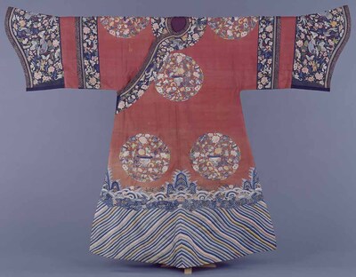 Jiaao (Lined Jacket) with Flower Vases and Jewels in Rings in Vermilion Tapestry Weave (Kesi) with E Image