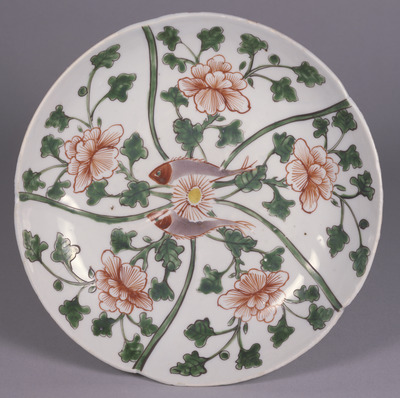 Jingdezhen Plate with Fish and Flowers in Overglaze Enamels Image