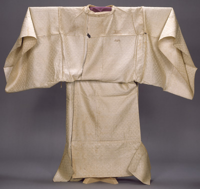 Child's Noshi (Robe) of Emperor Gomizunoo with Hollyhocks in White Pattern Weave Image