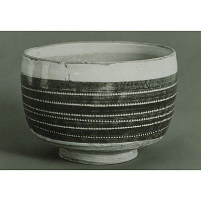 Cizhou Bowl with White Dots on Black Ground Image