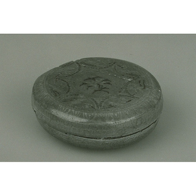 Celadon Incense Container with Inlaid Design of Peonies and Cranes Image