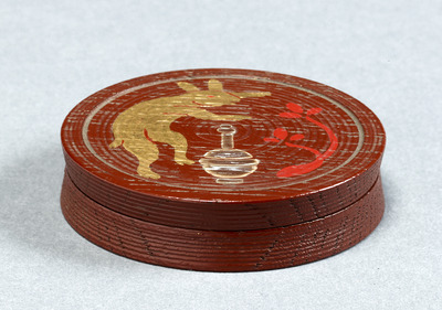 Incense Container with Rabit in Lacquer Painting Image