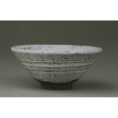 Minato Tea Bowl in White Glaze Image