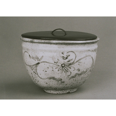 Fresh Water Jar with Floral Arabesques in Underglaze Blue (in the Style of Yuanyun) Image