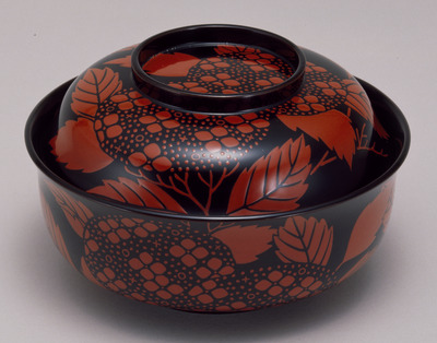 Flat Lidded Bowl Image