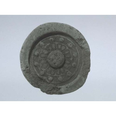 Round Eaves Tile with Double-Petalled Lotus Design Image