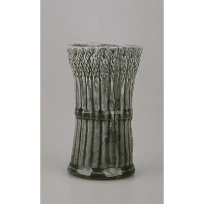 Asparagus-shaped Cigarette Stand in Overglaze Enamels Image