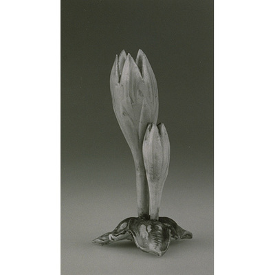 Lily-shaped Ornament in Overglaze Enamels Image