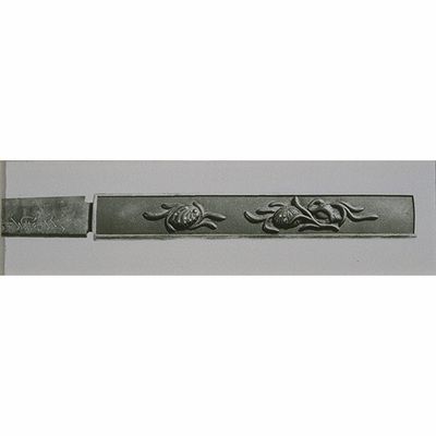 Knife (Kozuka) with Shells in High Relief Carving Image