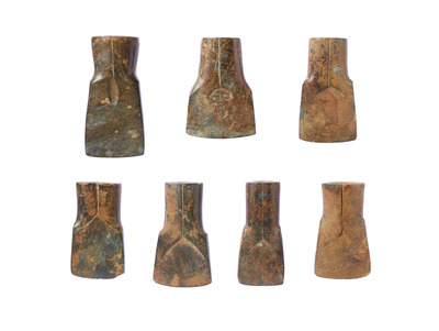 Miniature Reproductions of Objects in the Shape of Ax Heads Excavated from Tomiomaruyama Tumulus Image