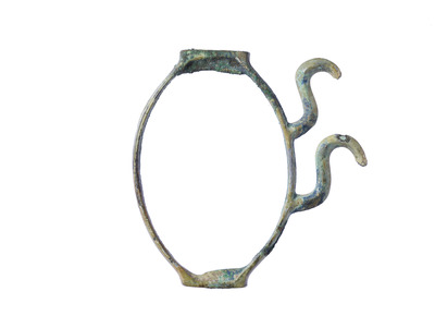 Bracelet-shaped Object Excavated from Tomiomaruyama Tumulus Image