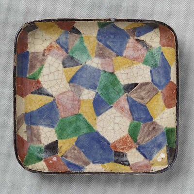 Square Plates with Stone Wall Design in Overglaze Enamels Image