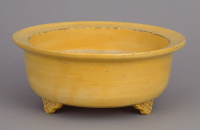 Yellow Flower Pot in Cochin China Style (Eiraku Zengoro Ceramic Ware from the Konoike Family) Image