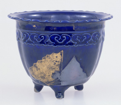 Flower Pot with Fans in Gold and Silver and Azure Glaze (Eiraku Zengoro Ceramic Ware from the Konoike Family) Image