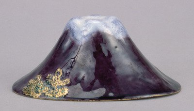 Sake Cup in the Shape of Mount Fuji in Purple Cochin-China Glaze and Gold Paint (Eiraku Zengoro Ceramic Ware from the Konoike Family) Image