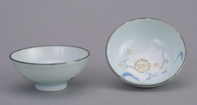 Sake Cup with Pine, Bamboo, and Plum Blossoms in Polychrome Overglaze Enamels (Eiraku Zengoro Ceramic Ware from the Konoike Family) Image