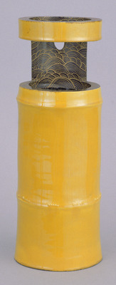 Bamboo-shaped Vase in Yellow Cochin-China Glaze and with Makie Design (Eiraku Zengoro Ceramic Ware from the Konoike Family) Image