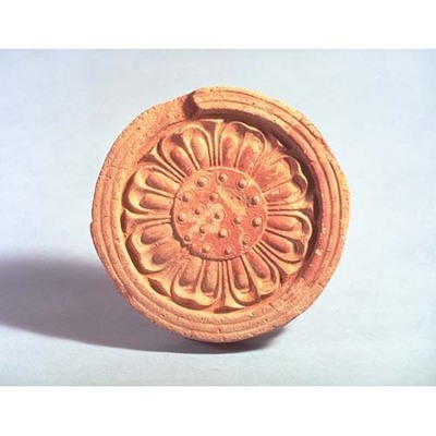 Round Eaves Tile with Double Lotus Petal Design Excavated from Ishikawa-dera Temple Image