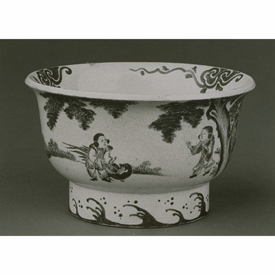 Kinkozan Bowl with Chinese Boys in Dutch-style Underglaze Blue Image