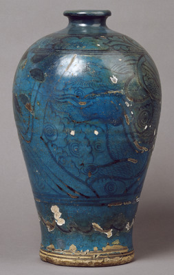 Cizhou Flask with Black Dragon and Phoenix Design in Blue Glaze Image