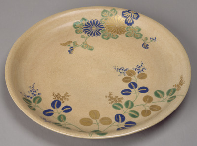 Kyoto Ware Dishes with Autumn Grasses in Overglaze Enamels Image