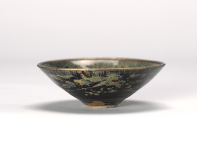 Jizhou Tortoise Shell Temmoku Bowl with Phoenixes Image