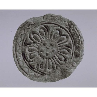 Round Eaves Tile with Double Lotus Petal Design Excavated from Kamorihai-ji Temple Image