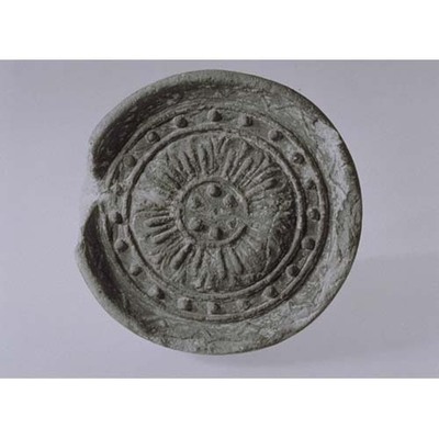 Round Eaves Tile with Double Lotus Petal Design Excavated from Toshodai-ji Temple Image