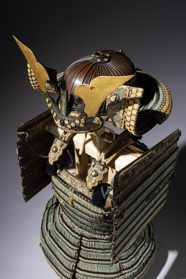 Domaru Armor with Blue Lacing, Helmet, and Large Shoulder Guards Image