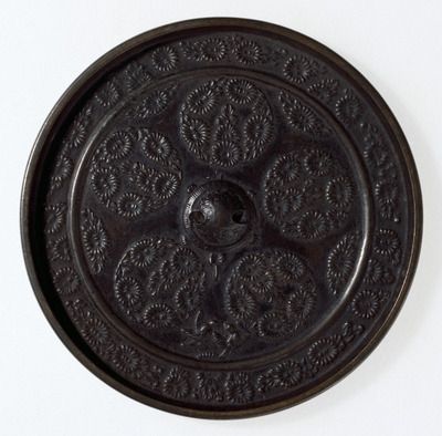 Mirror with Scattered Chrysanthemum Roundels and a Pair of Birds Image