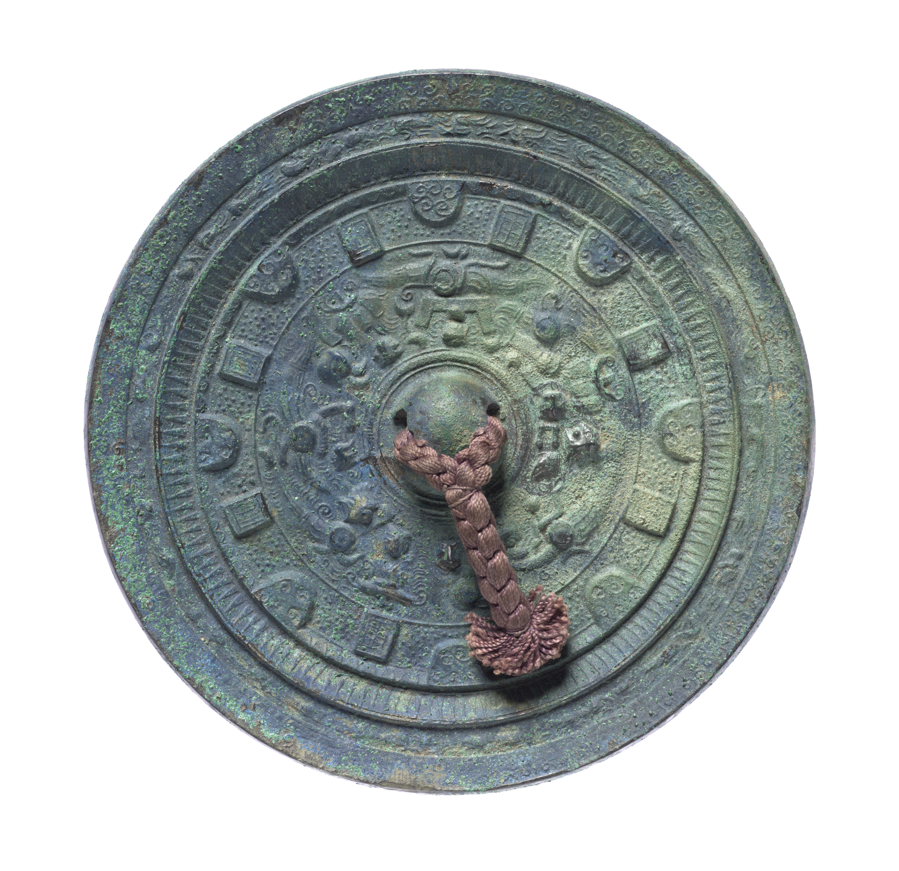 半円方形帯神獣鏡（出土地不詳） Image