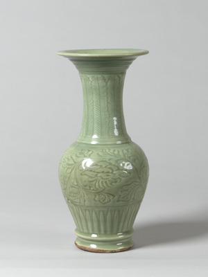 Longquan Celadon Flask with Engraved Peonies and Arabesque Image