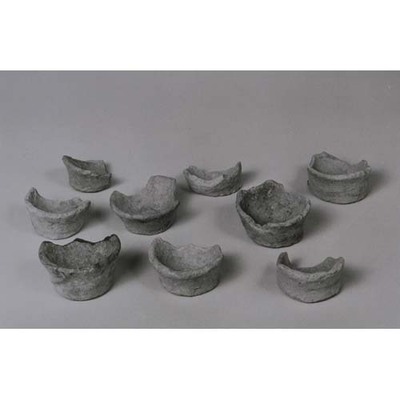 Small Haji Bowls Excavated from the Nishinoda Sutra Mound Image