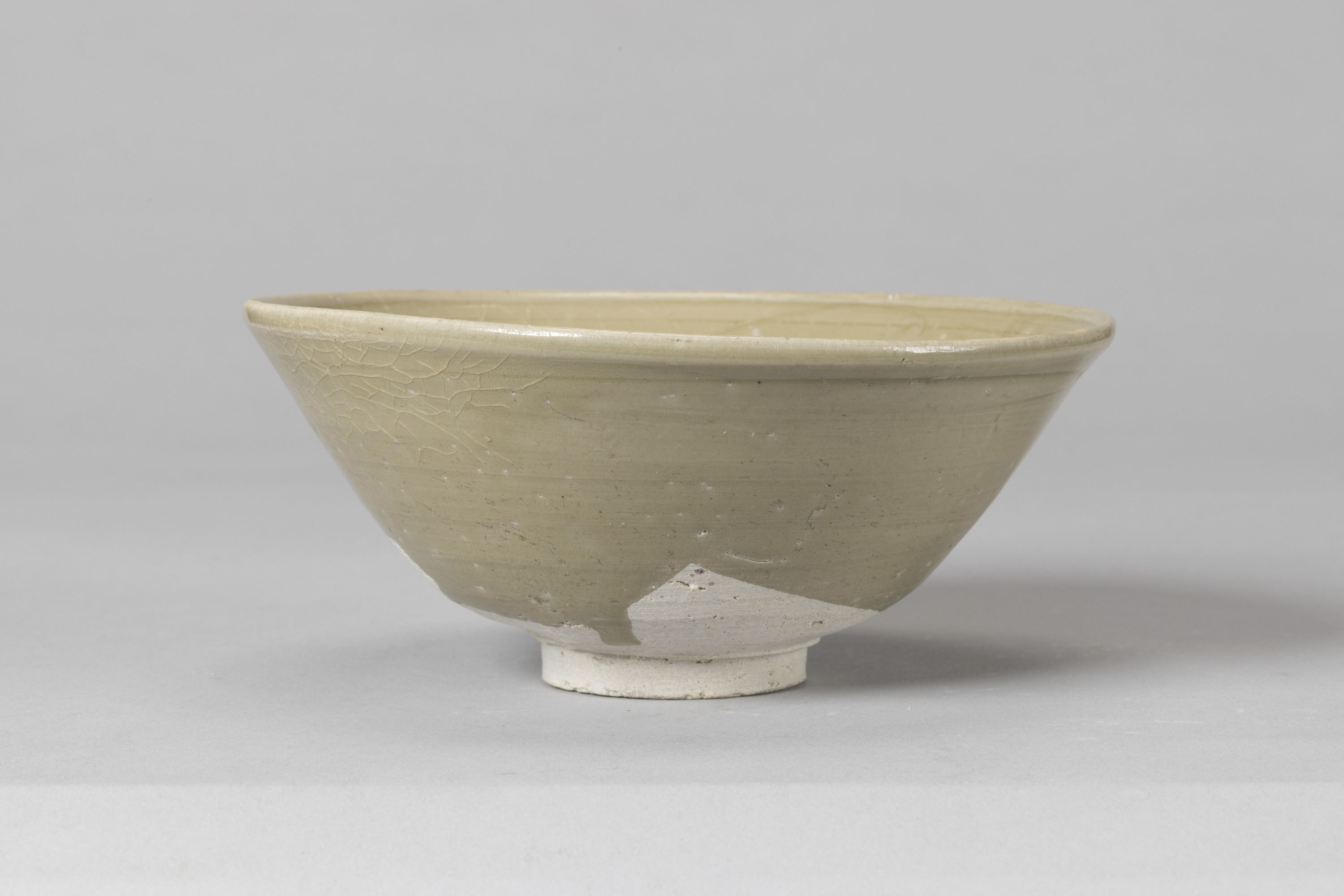 白磁劃花文碗 画像