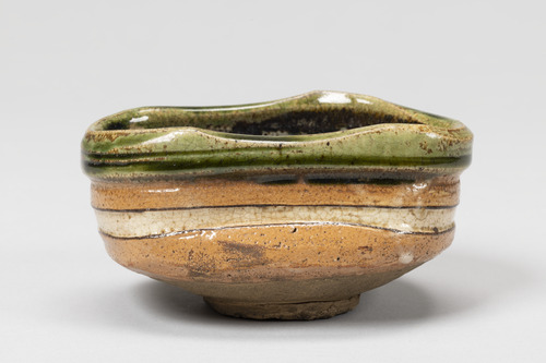 鳴海織部茶碗 画像